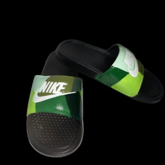 Monochromatic Slides - Picture 2 of 2